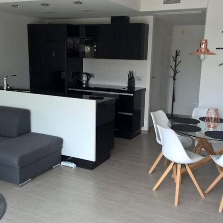Sun Terrace Apartment تورّيفيِخا المظهر الخارجي الصورة