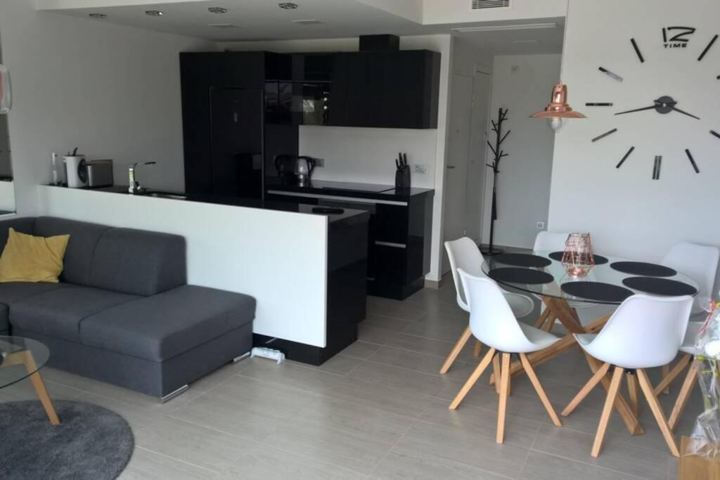 Sun Terrace Apartment تورّيفيِخا المظهر الخارجي الصورة