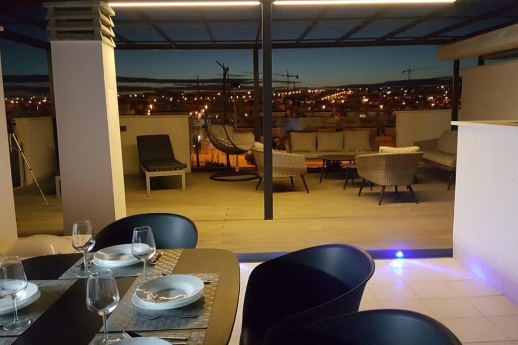 Sun Terrace Apartment تورّيفيِخا المظهر الخارجي الصورة