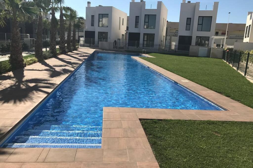 Sun Terrace Apartment تورّيفيِخا المظهر الخارجي الصورة