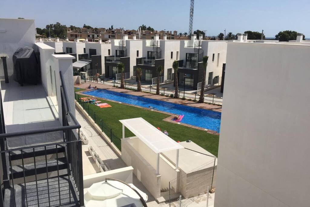 Sun Terrace Apartment تورّيفيِخا المظهر الخارجي الصورة
